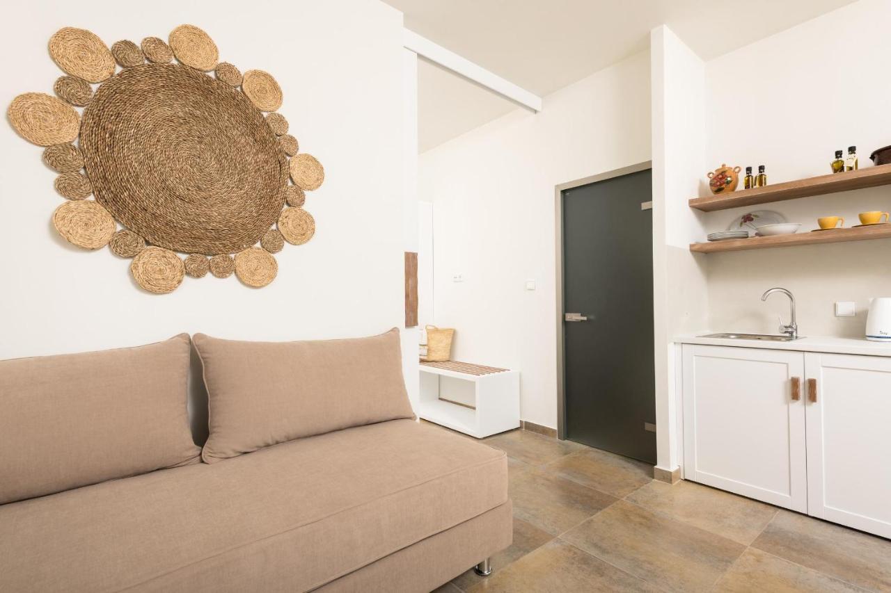 Konstantinou Deluxe Apartments Skála Marión Eksteriør bilde